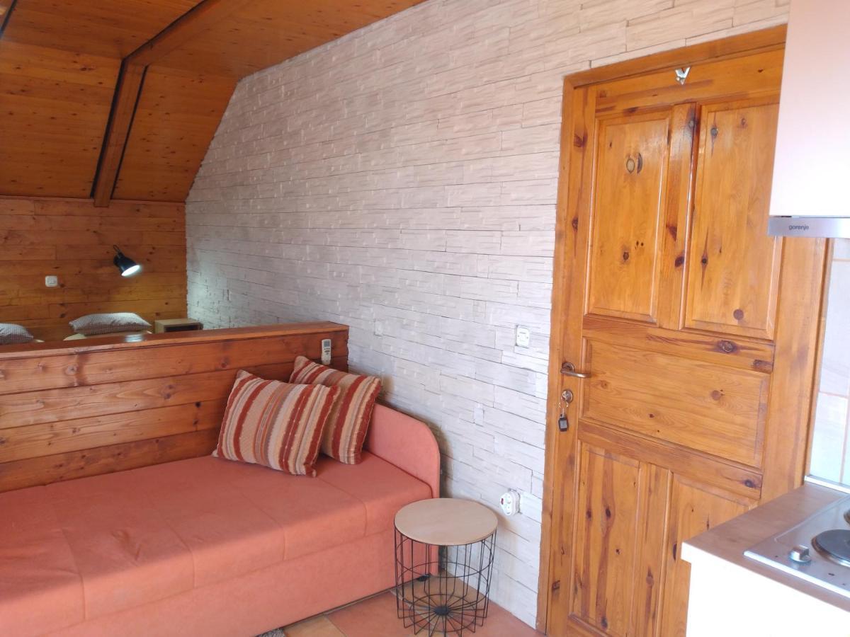 Apartments Kristic ราโควิซา ภายนอก รูปภาพ
