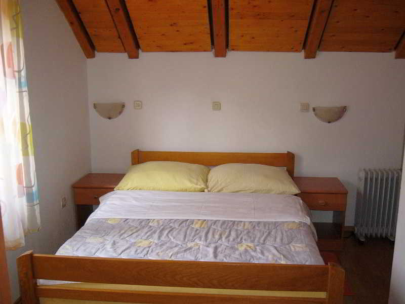 Apartments Kristic ราโควิซา ภายนอก รูปภาพ