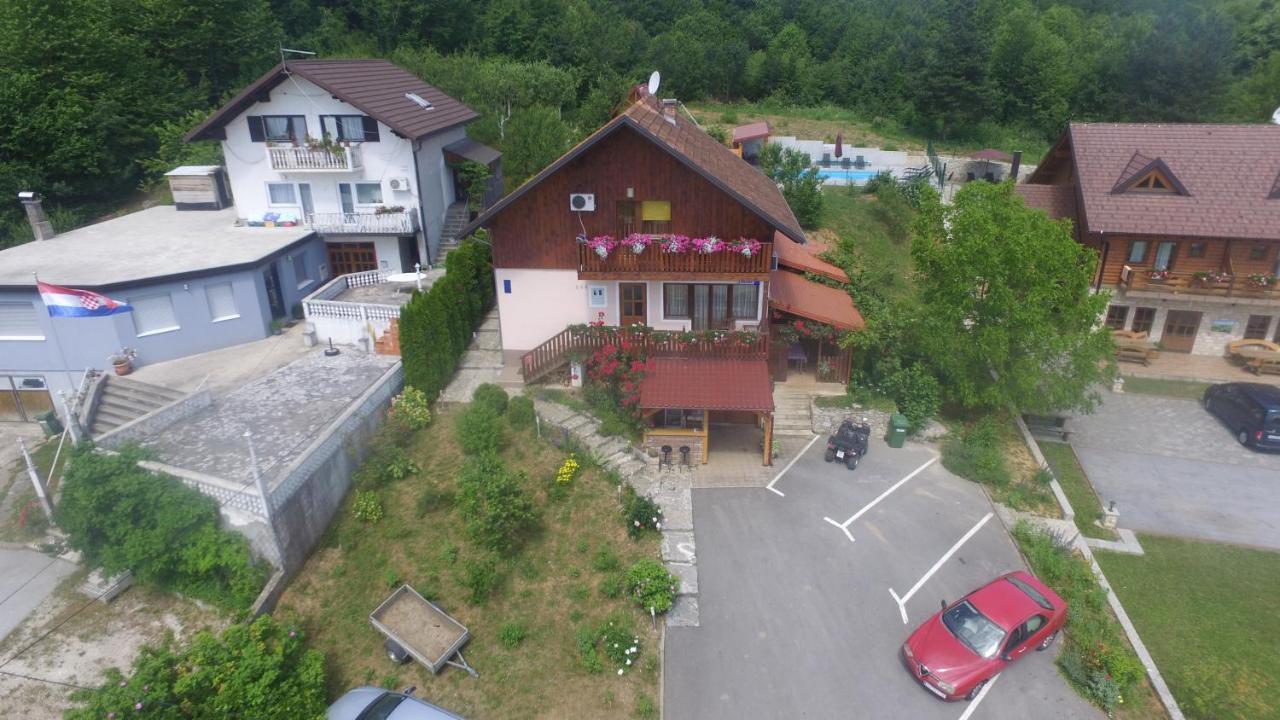 Apartments Kristic ราโควิซา ภายนอก รูปภาพ